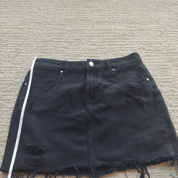 NEW Pacsun Denim Distressed Skirt Size 27 - Picture 4 of 6